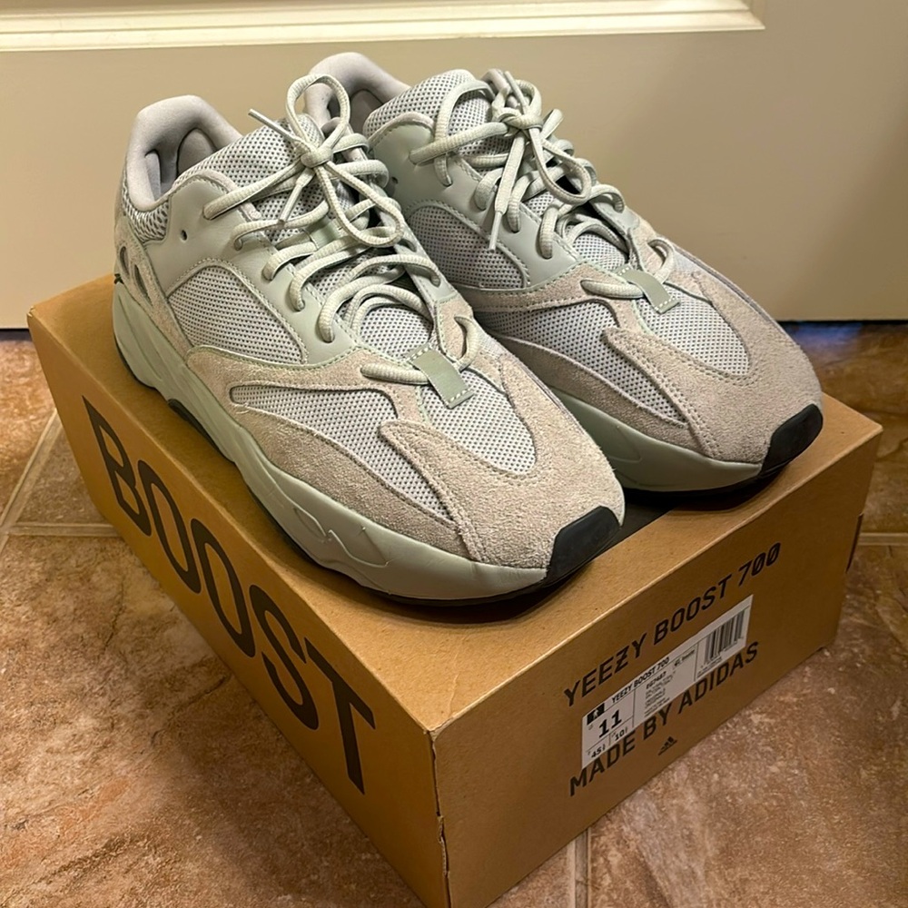 Adidas Yeezy 700 v1 SALT sz 11
